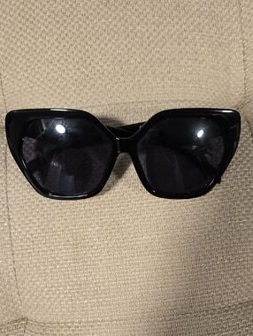 PERVERSE – Women's Phoenix Geo Cat Eye Sunglasses
01SASS / OS / OS